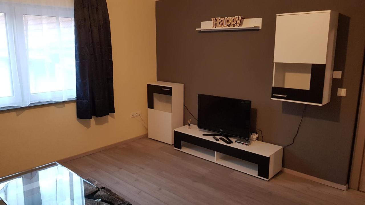 Gemütliche 3-Zimmer Wohnung Saal an der Donau Exterior foto