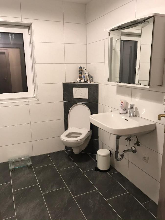 Gemütliche 3-Zimmer Wohnung Saal an der Donau Exterior foto