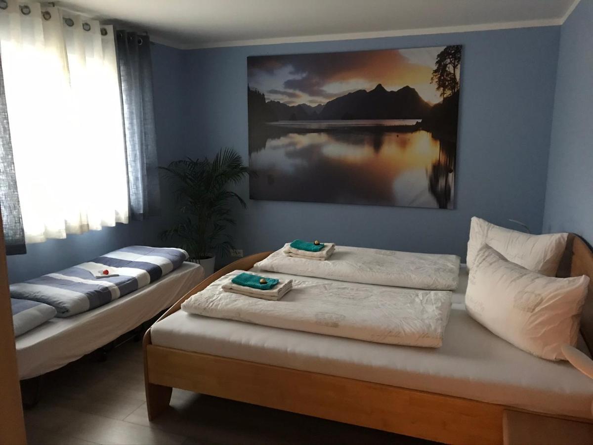 Gemütliche 3-Zimmer Wohnung Saal an der Donau Exterior foto